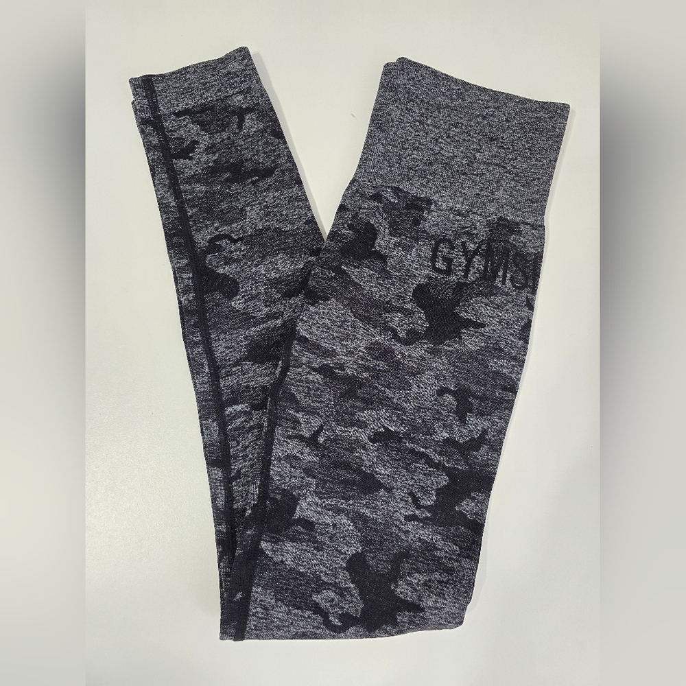 GYMSHARK camo leggings